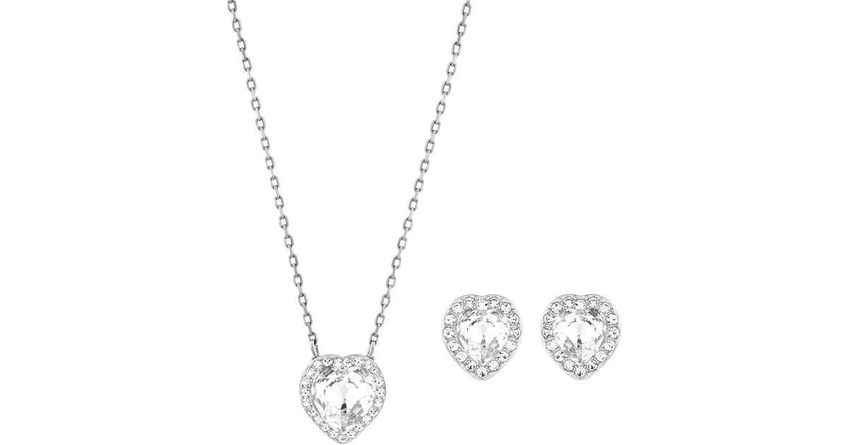 Swarovski White Cyndi Crystal Heart Pendant Necklace Earrings Set Swarovski White Cyndi Crystal Heart Pendant Necklace Earrings Set
