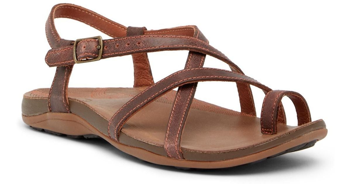 Chaco Dorra Leather Sandal in Brown | Lyst