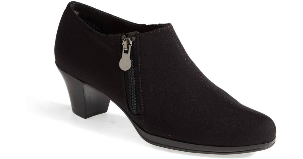 munro taylor bootie