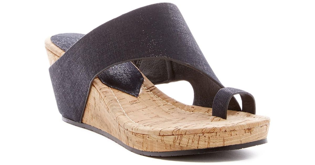 donald pliner gyer wedge sandal