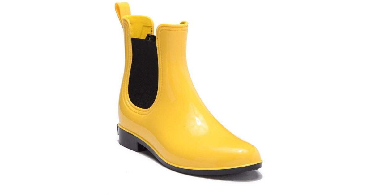 seven7 rain boots