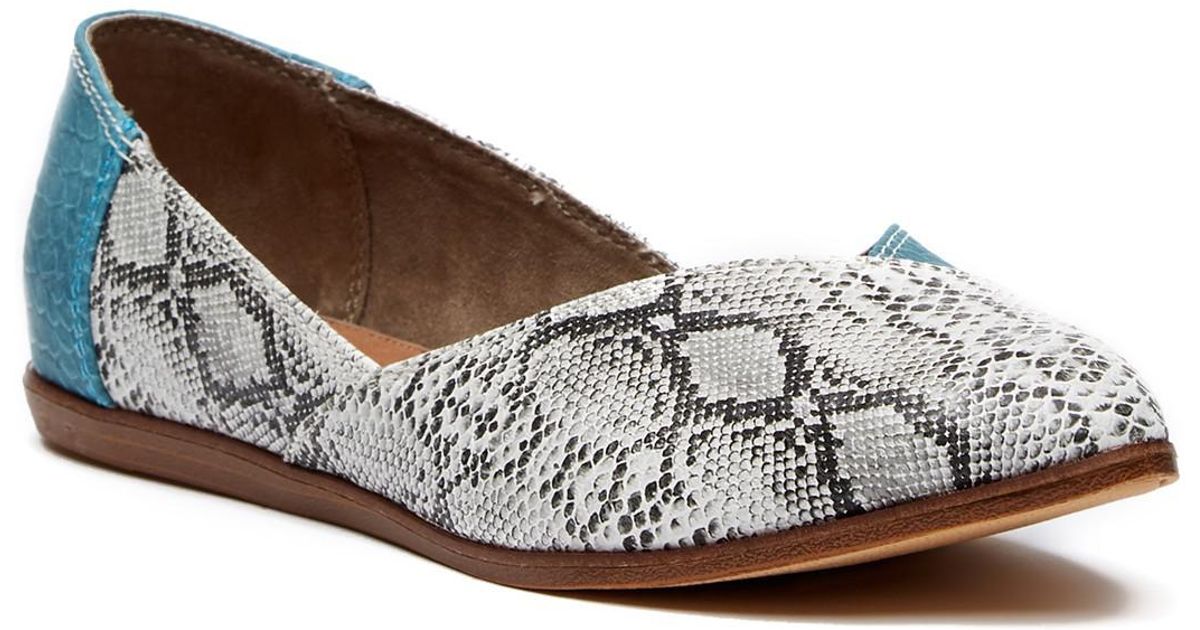 toms turquoise shoes