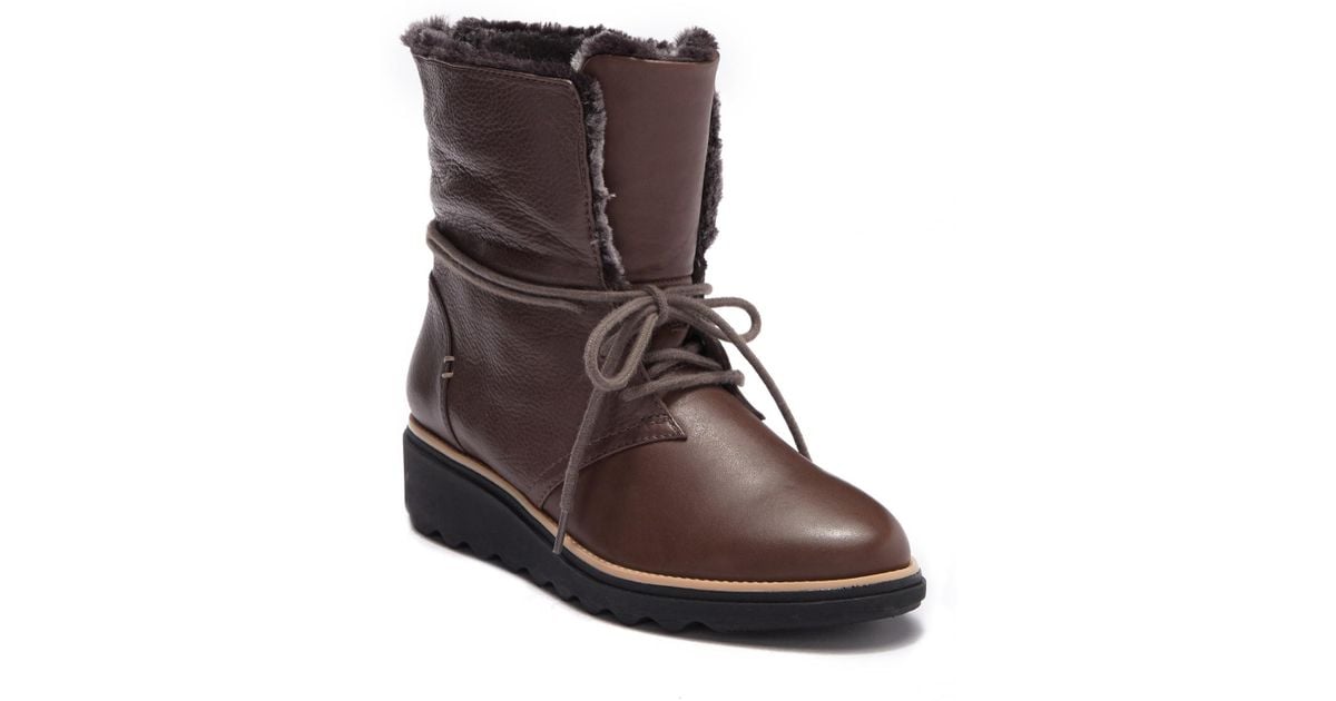 clarks fur lined boots