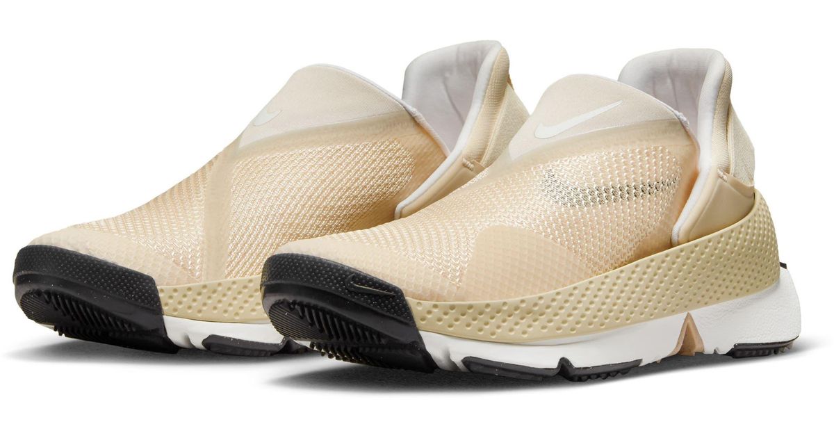 Nike Go Flyease Slip-on Sneaker in White | Lyst
