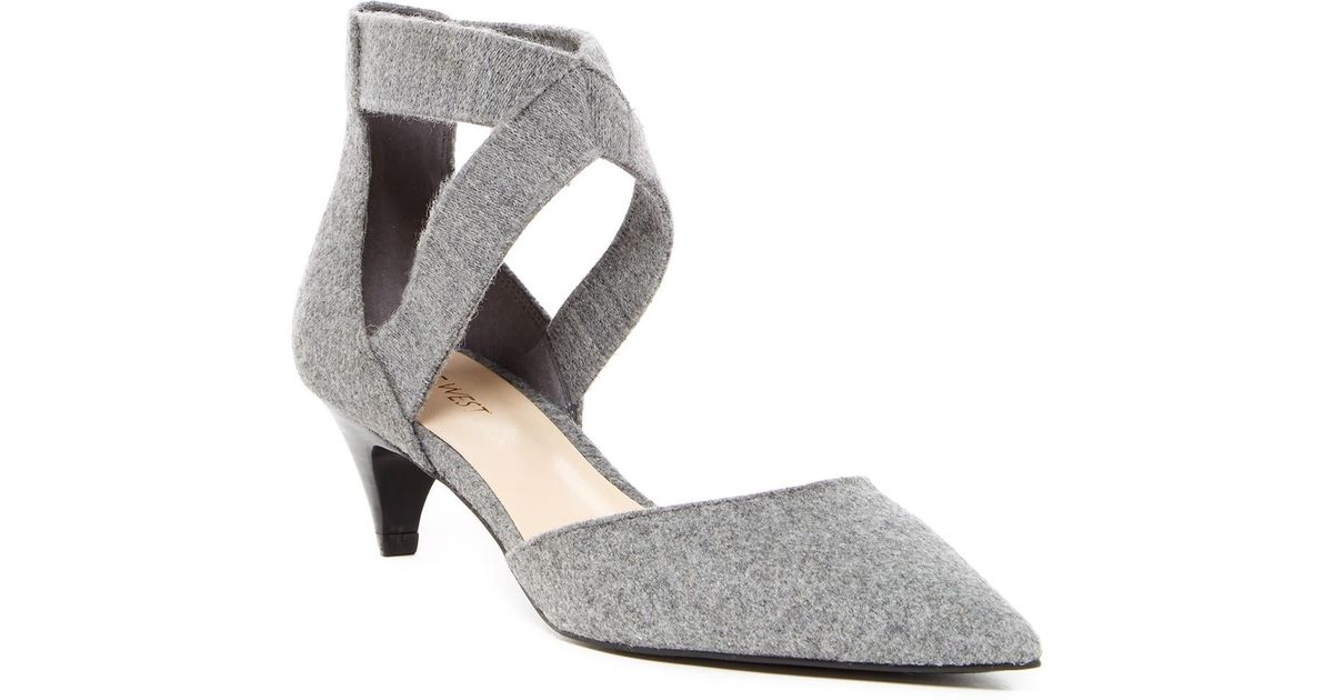 zingy pointy toe pumps