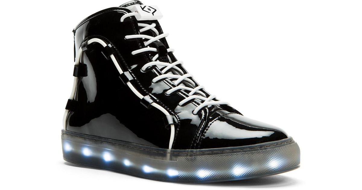 Katy Perry The Miranda Light-up Sneaker 