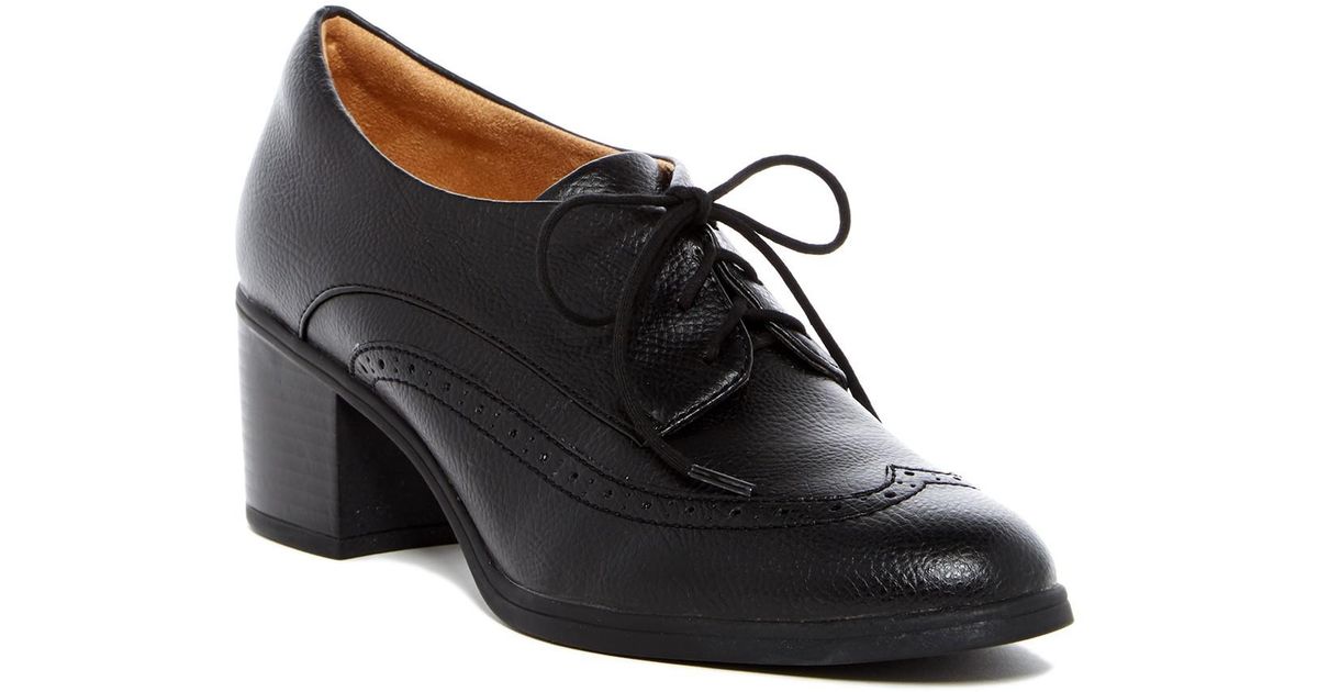 Naturalizer Herlie Heeled Wingtip Oxford Wide Width Avaialble in