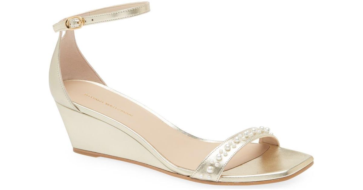 stuart weitzman nudist wedge