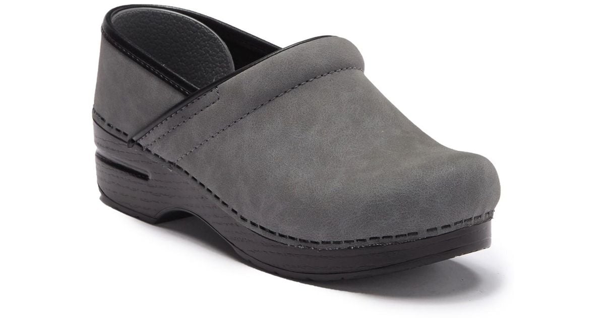 suede clogs flat