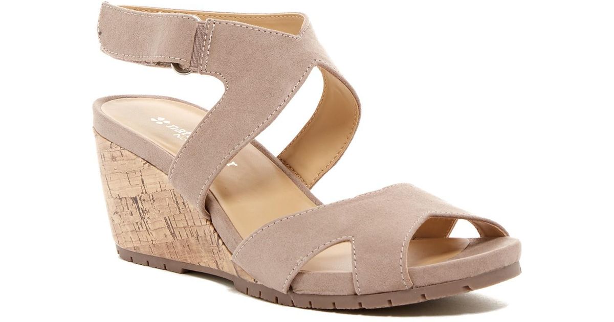 Naturalizer fitz wedge sandal outlet