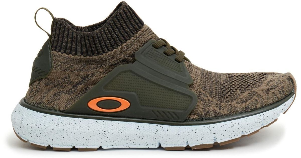 oakley stride running sneakers