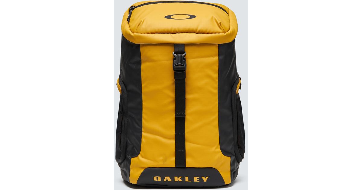 Oakley Road Trip Rc Backpack in Yellow for Men Lyst