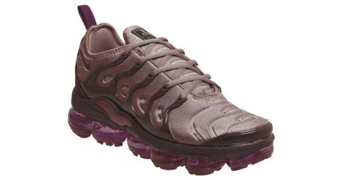 air vapormax plus burgundy