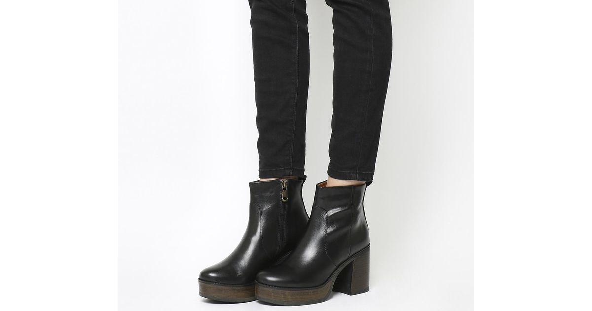 studded chelsea boots