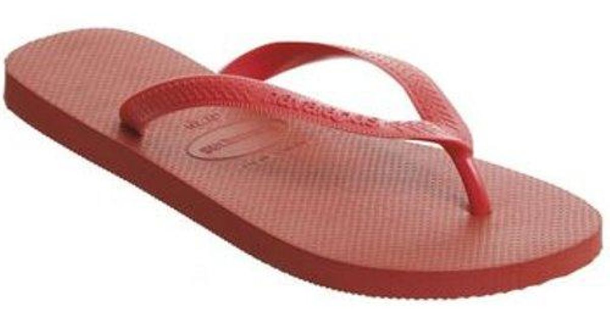 havaianas red flip flops