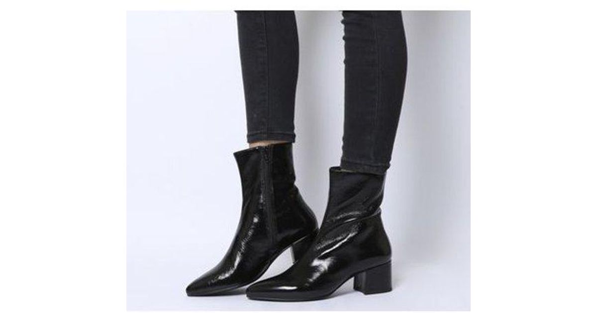 vagabond mya patent leather off white heeled ankle boot