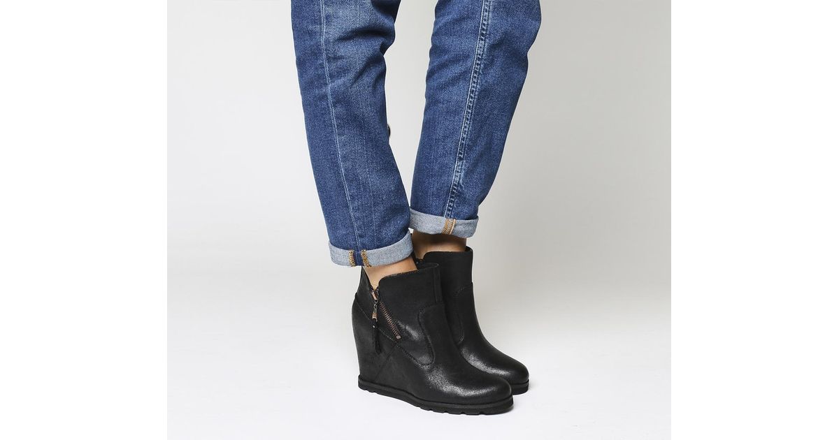 ugg myrna boots