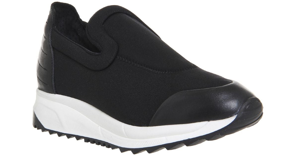 slip on runners