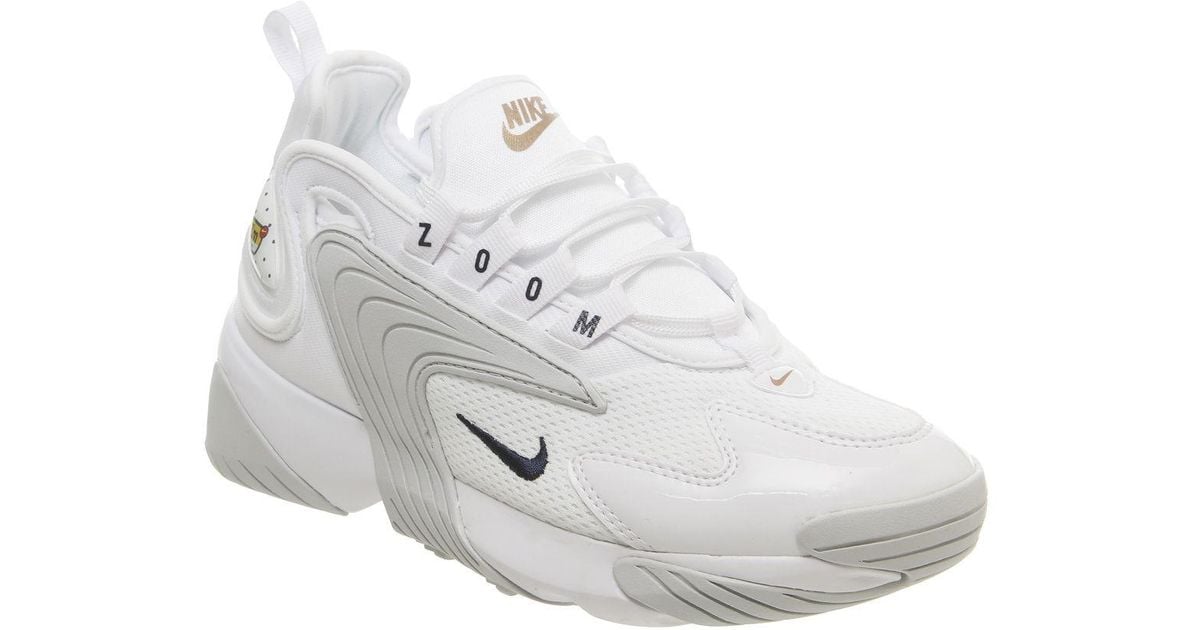 nike zoom 2k trainers in black and gold