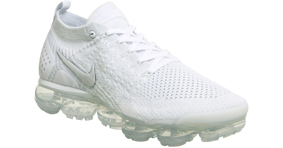 air vapormax flyknit 2 trainers
