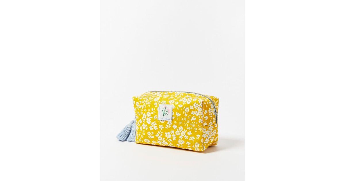 Oliver Bonas Aimee Floral Wash Bag in Yellow Lyst