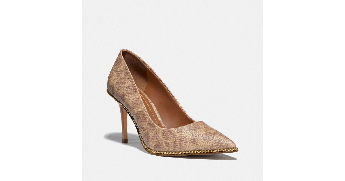 coach waverly signature buckle pumps