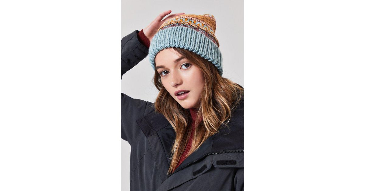 burton walden beanie