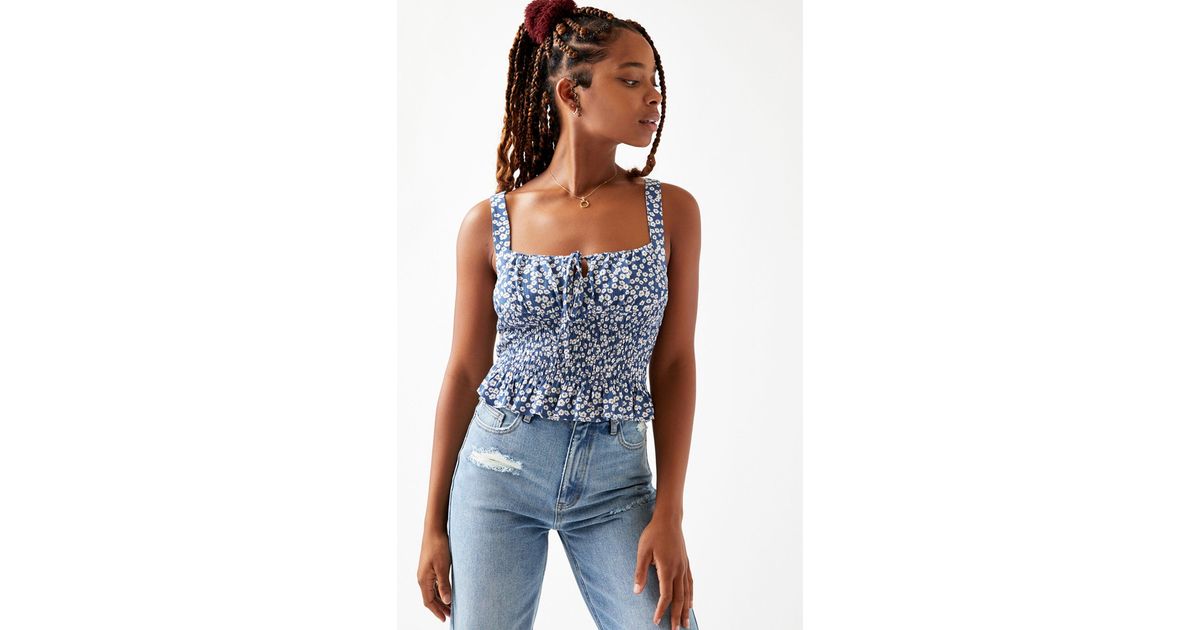 la hearts keyhole smocked top