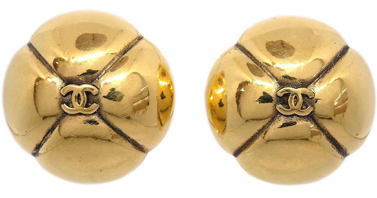 chanel Gold Rhombus Logo Earrings For Sale at 1stDibs