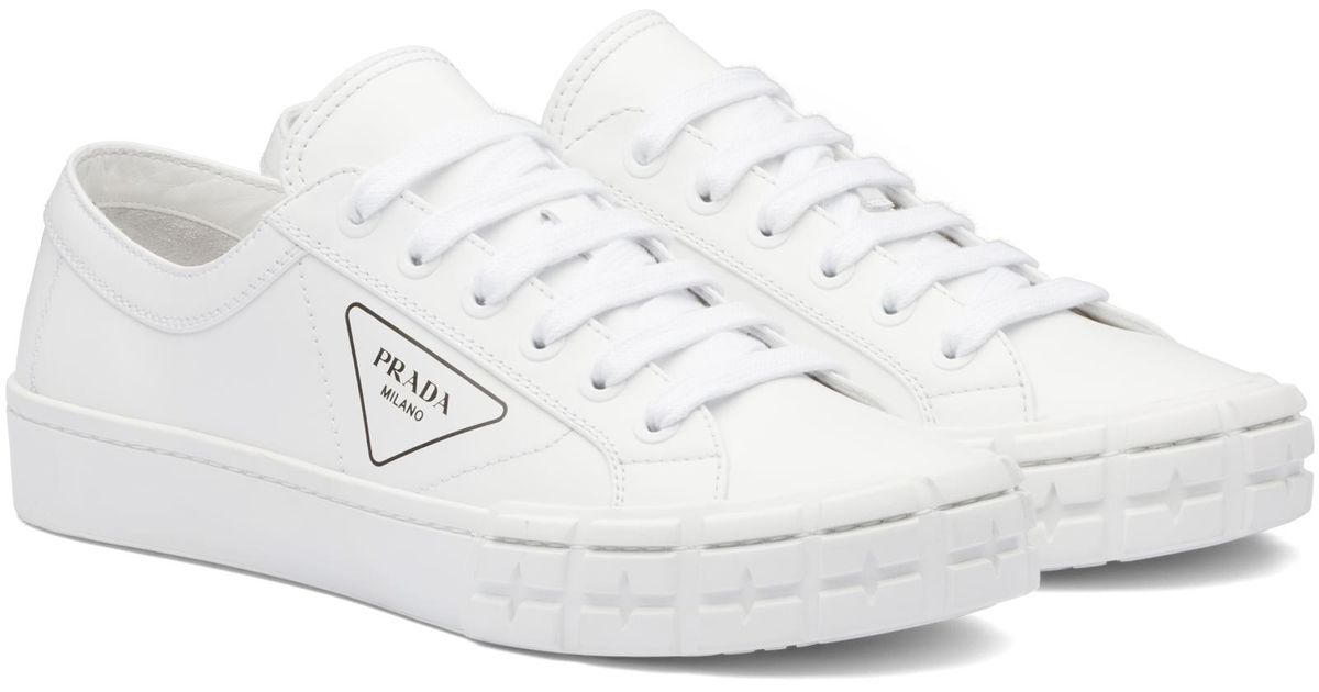 prada cassetta