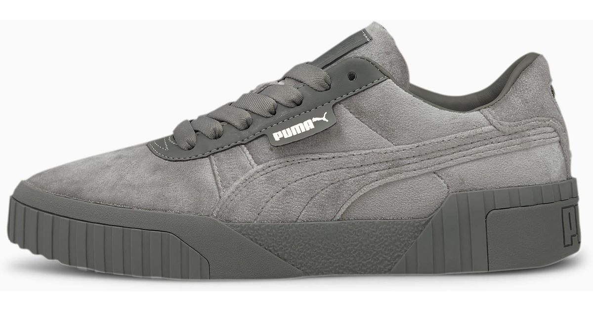 PUMA Samt Cali Velour Sneaker Schuhe in Grau | Lyst AT
