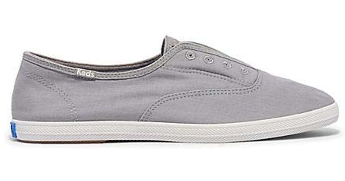 Keds Women's Chillax Washed Laceless Slip-On Sneaker,Charcoal,5 M US