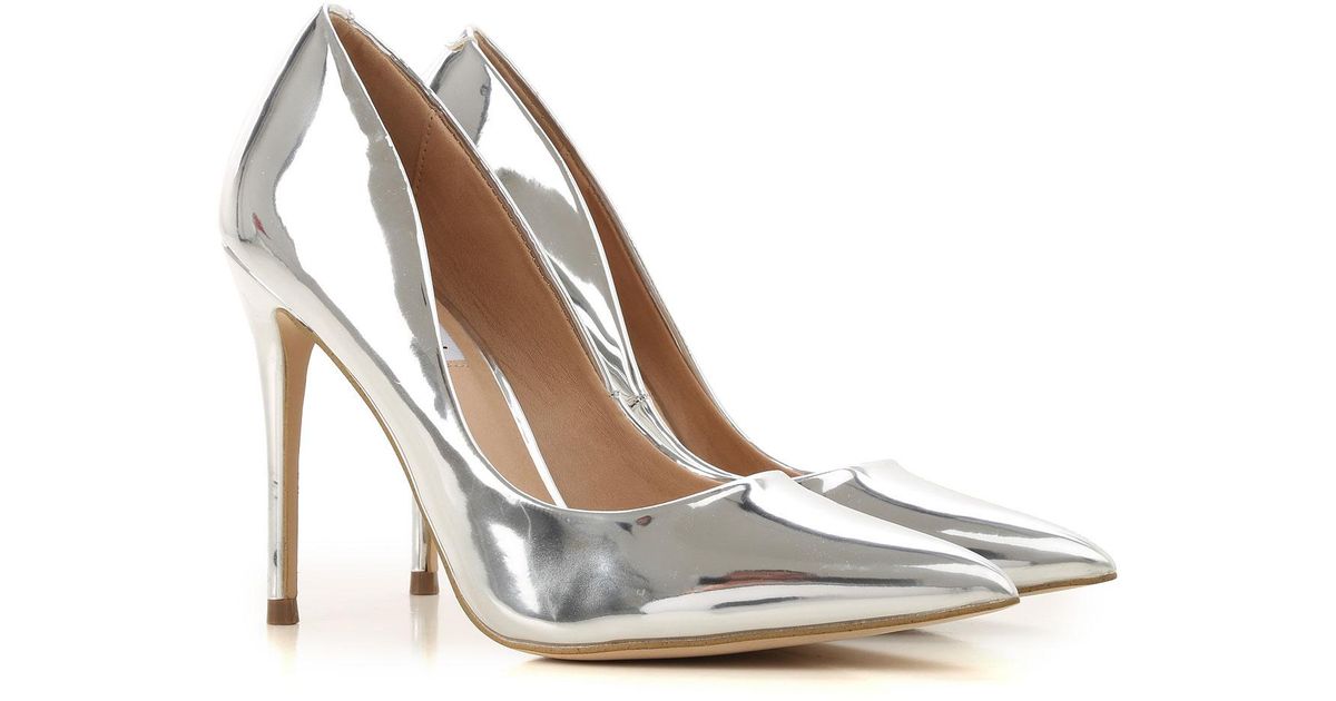 steve madden silver pumps