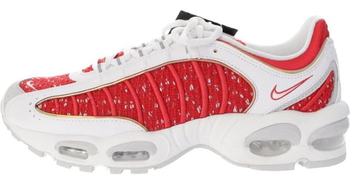 nike tailwind supreme