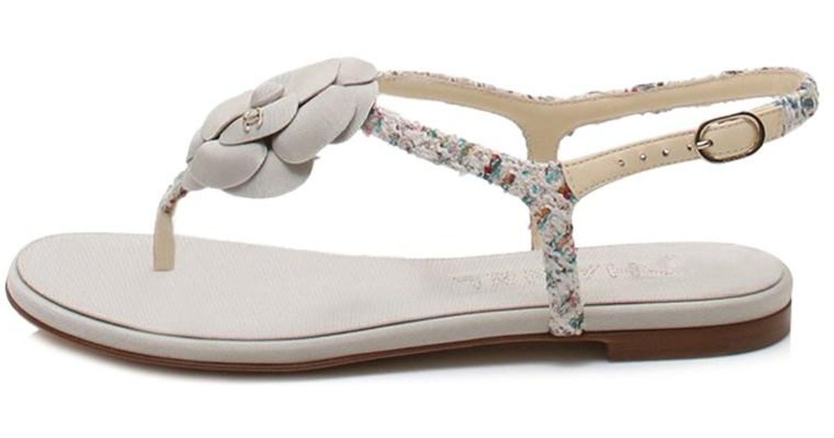 chanel white flip flops