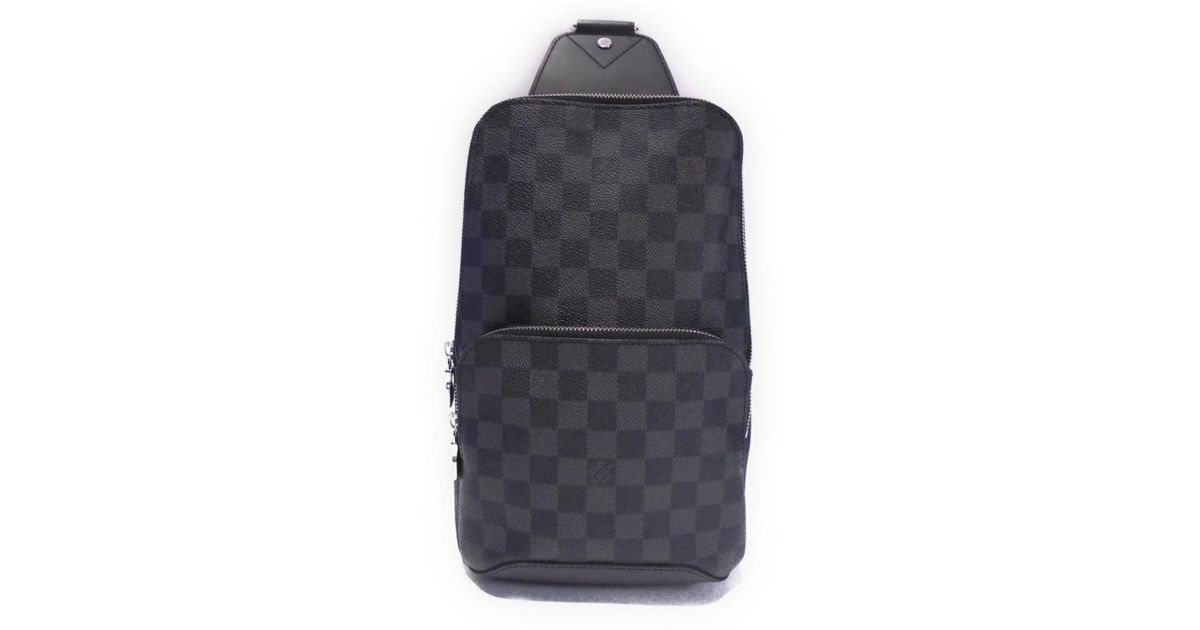 louis vuitton avenue sling bag used