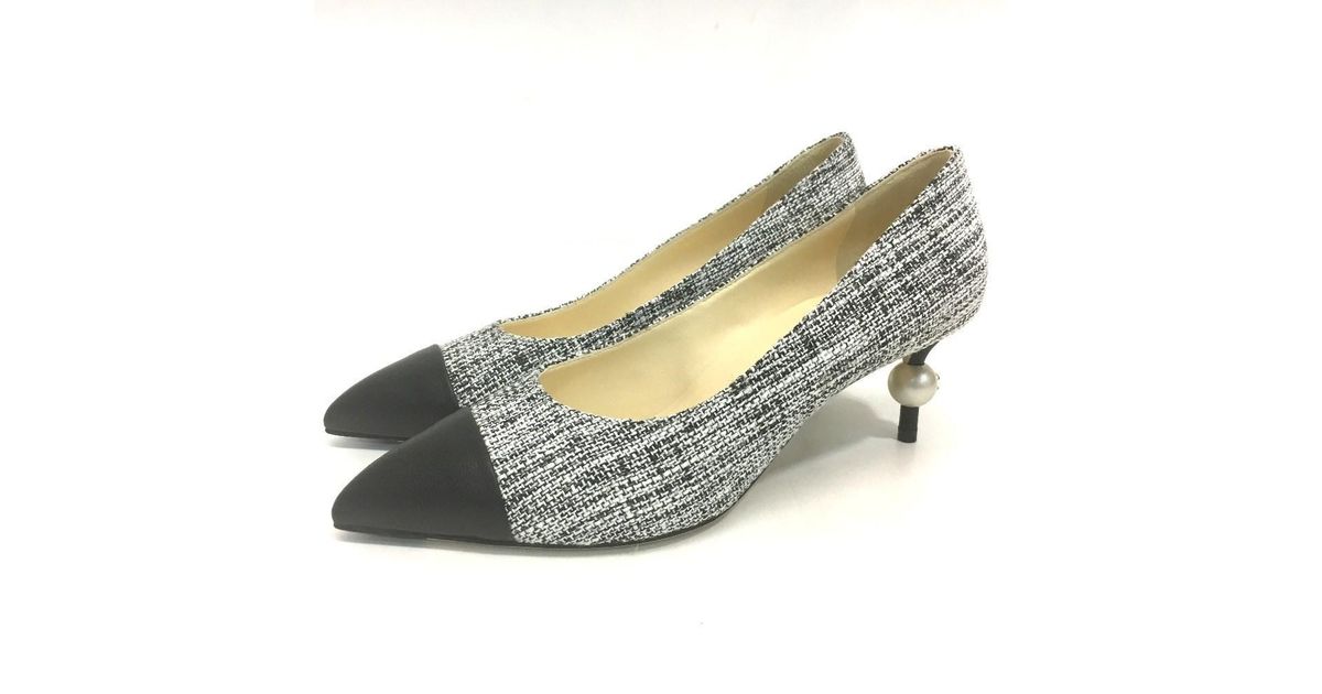 chanel pumps with pearl heel