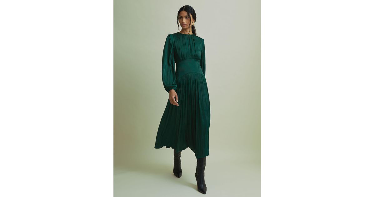 green emerald velvet dress Solem Midi Dress