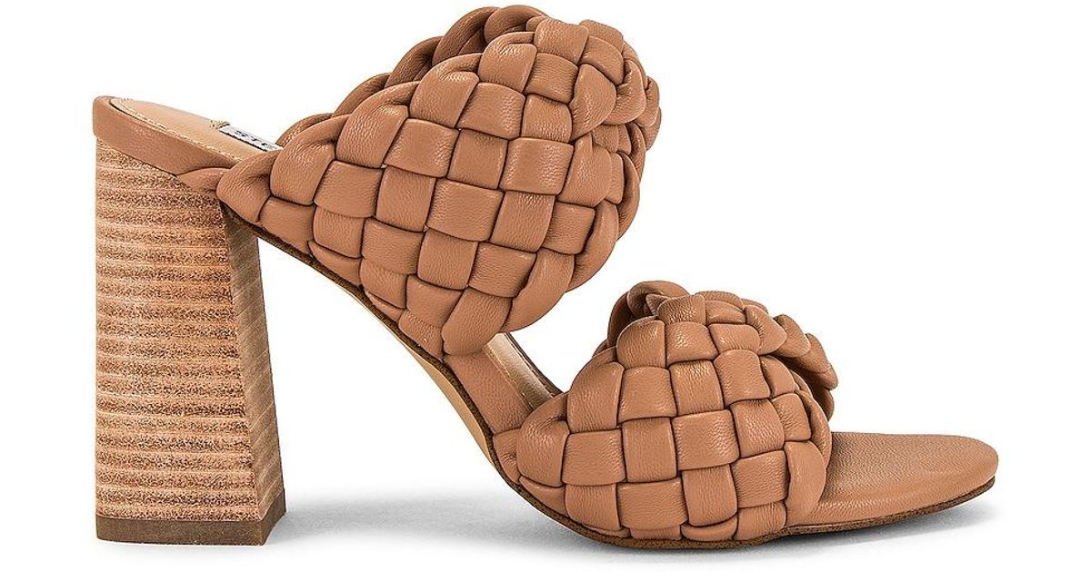 steve madden twisted heel