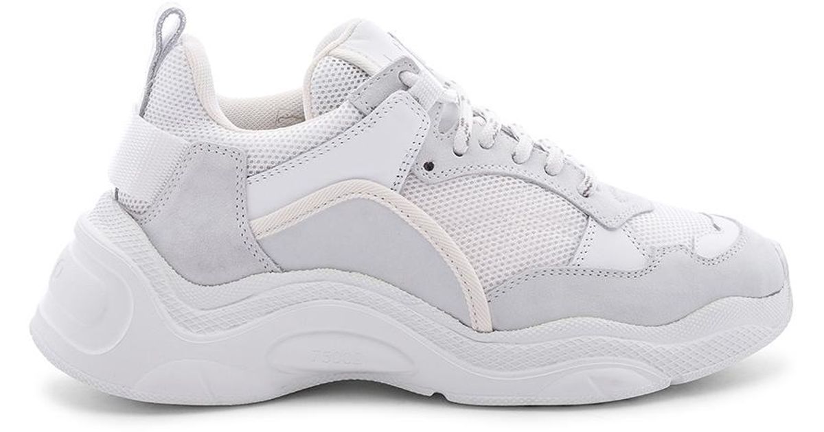 basket curve runner iro