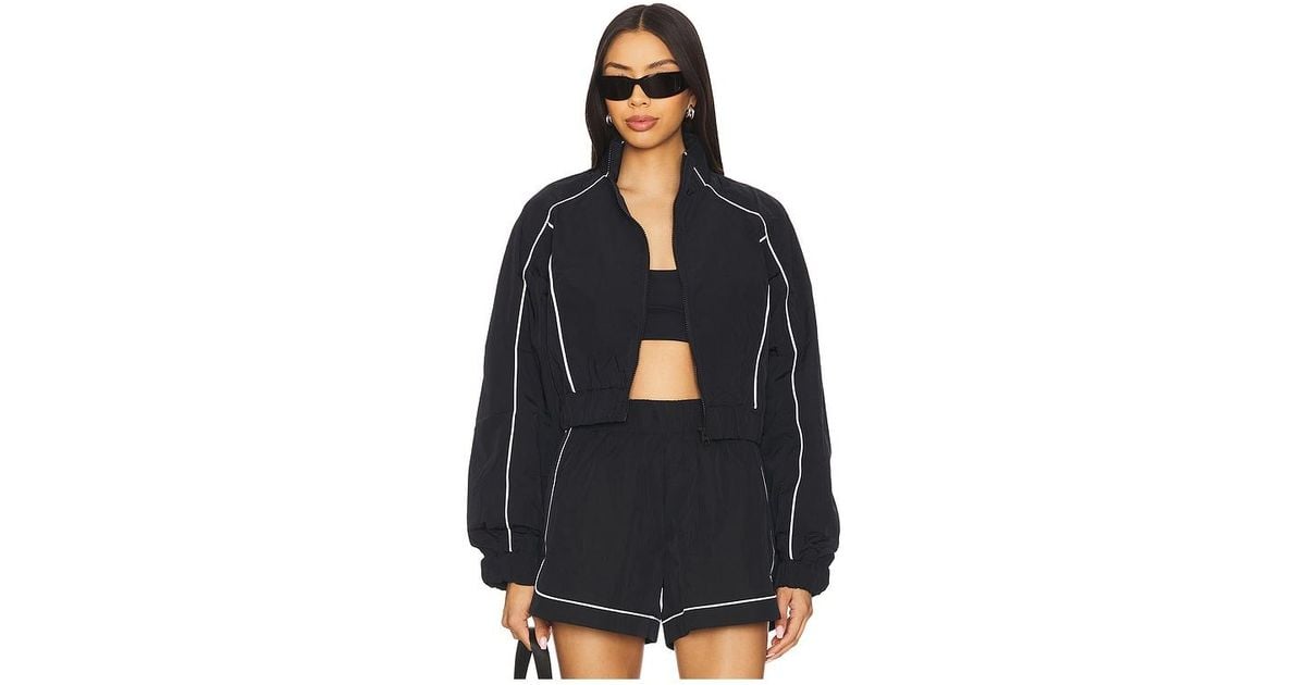 Alo Yoga Motivate Full Zip Track Jacket in Black | Lyst