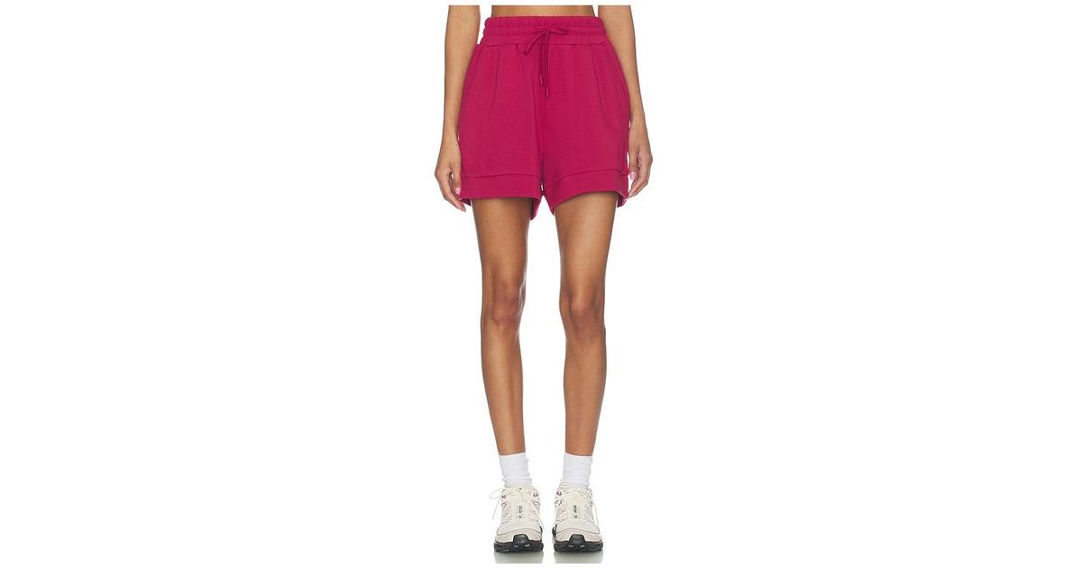 Varley Rich Raspberry Varley Atrium High Rise Short in Pink | Lyst