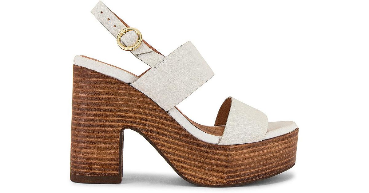 Seychelles Leather Pleased Sandal in White - Lyst