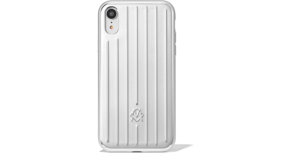 iphone xr rimowa