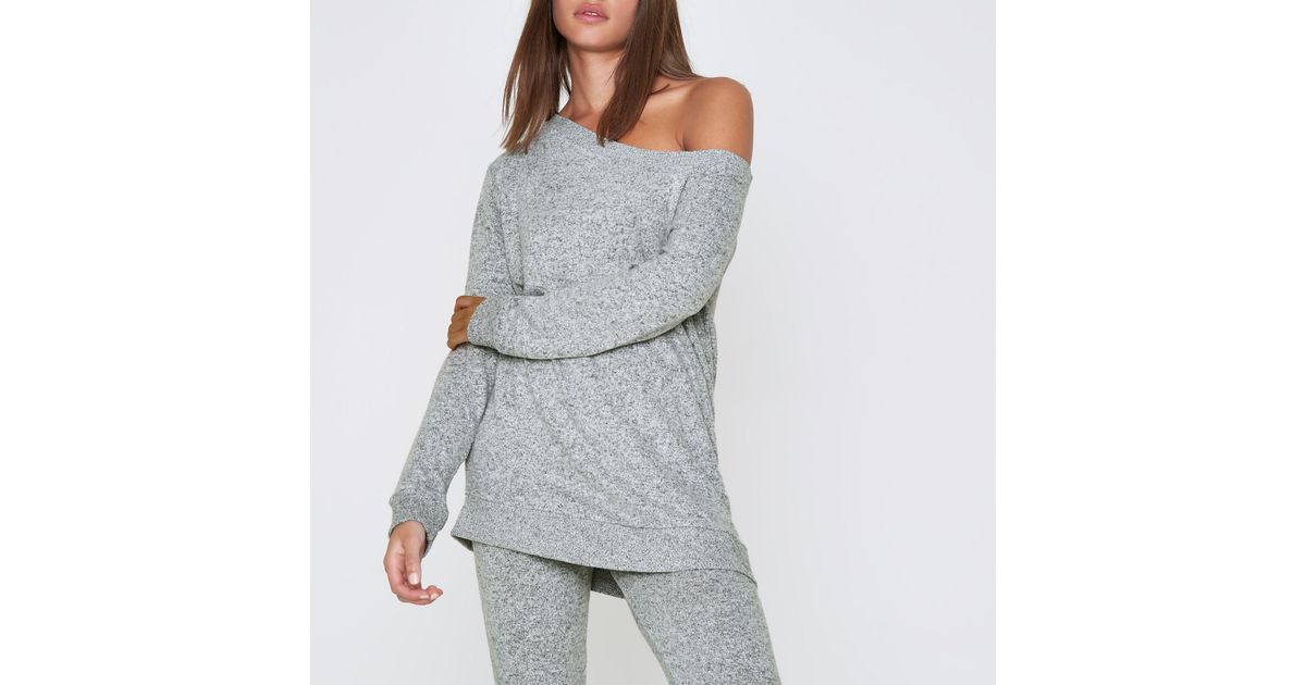 Off Shoulder Oversized Jumper in Grey 