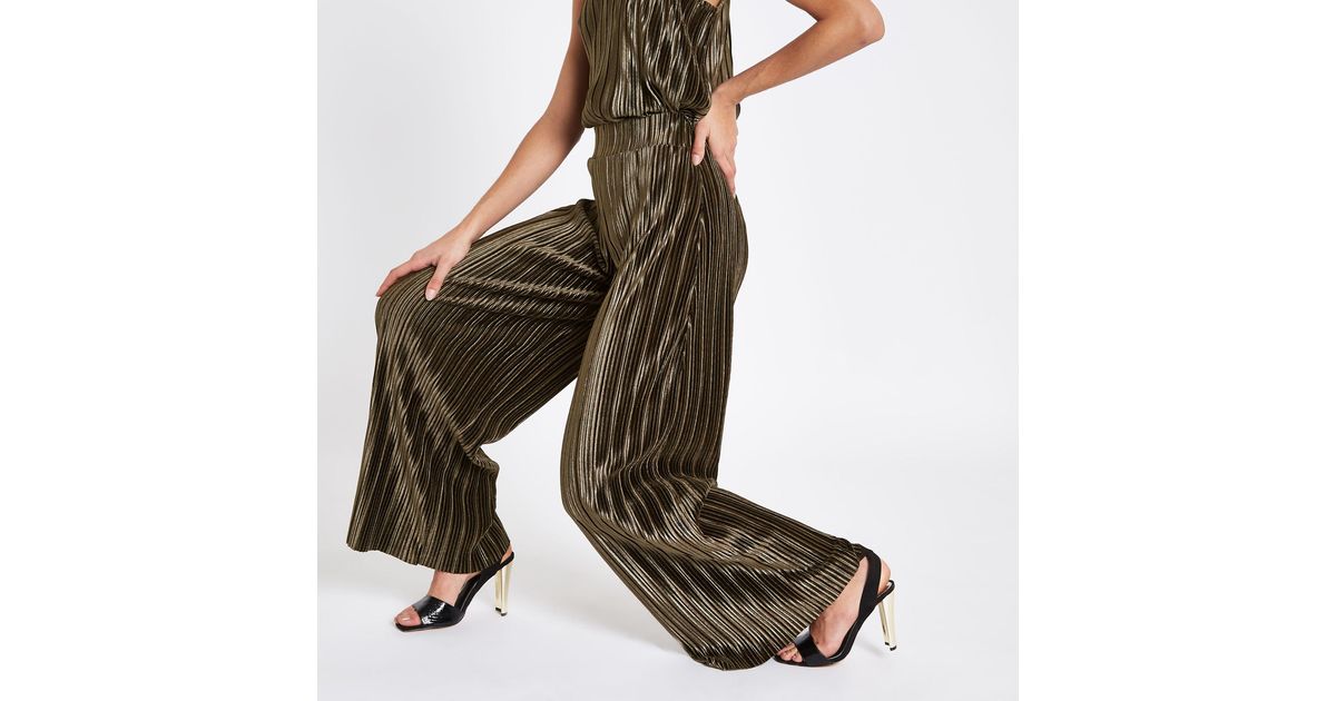 River Island Khaki Green Velvet Plisse 
