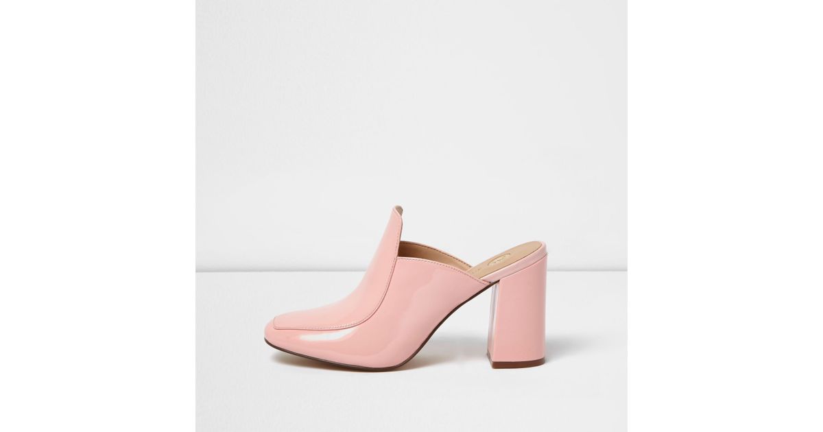closed toe block heel mules