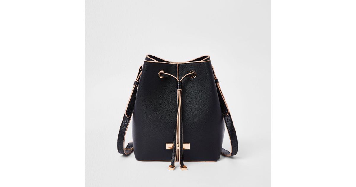 river island duffle bag