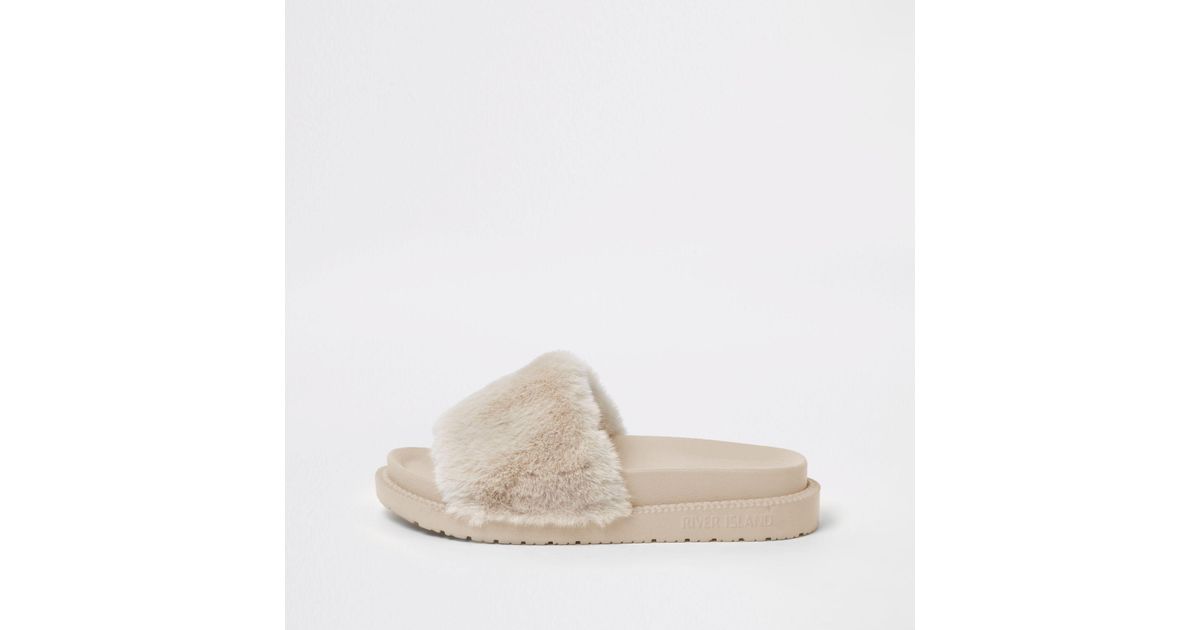 River Island Cream Faux Fur Sliders in Natural | Lyst