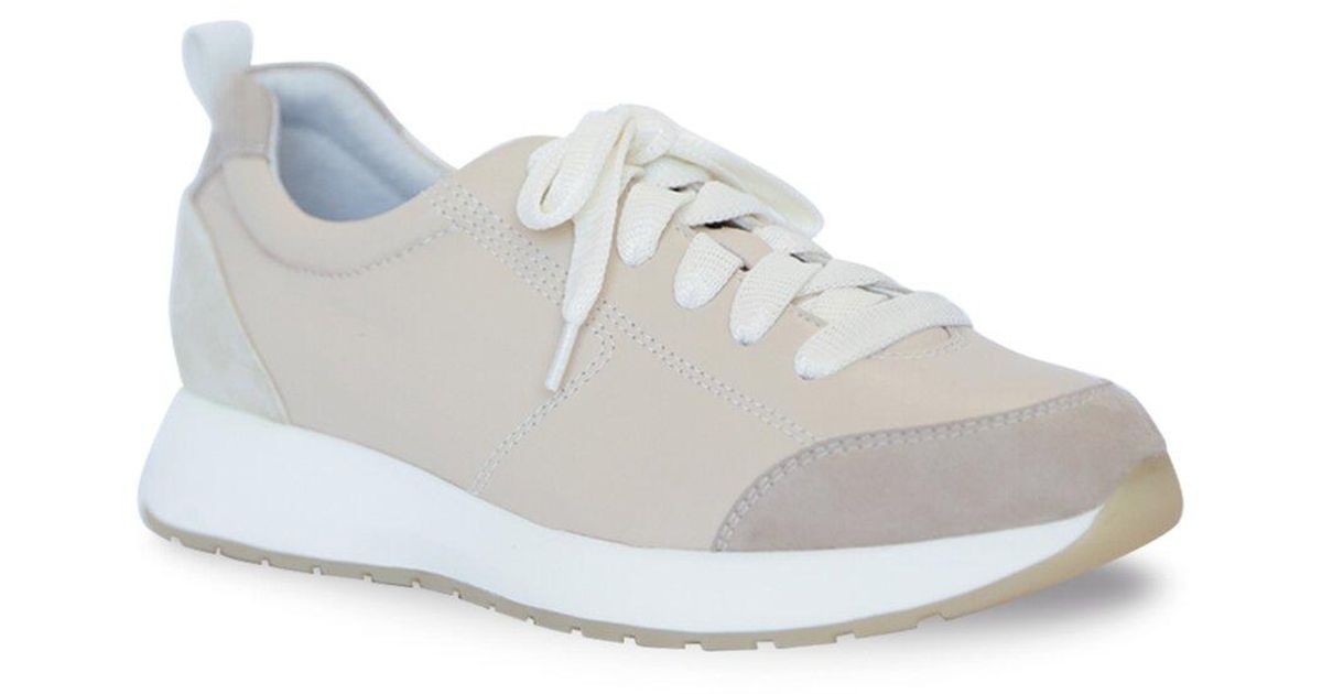 Munro sneakers deals
